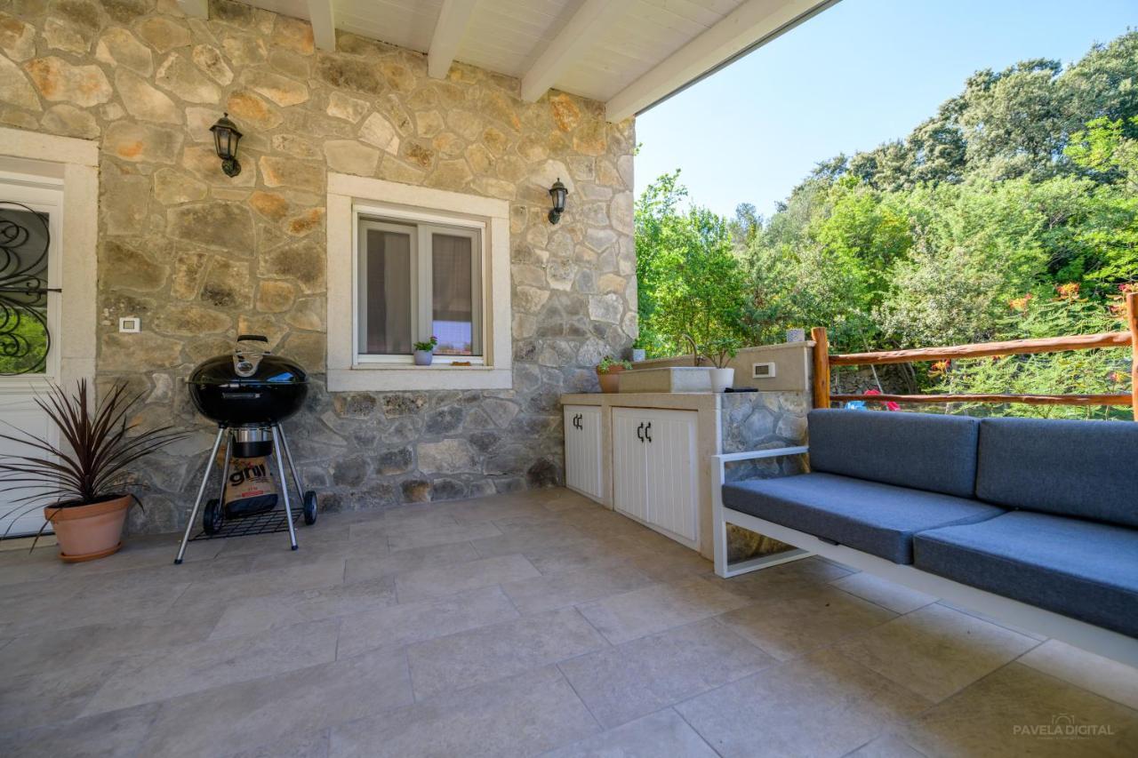 Villa Stone House Magali *