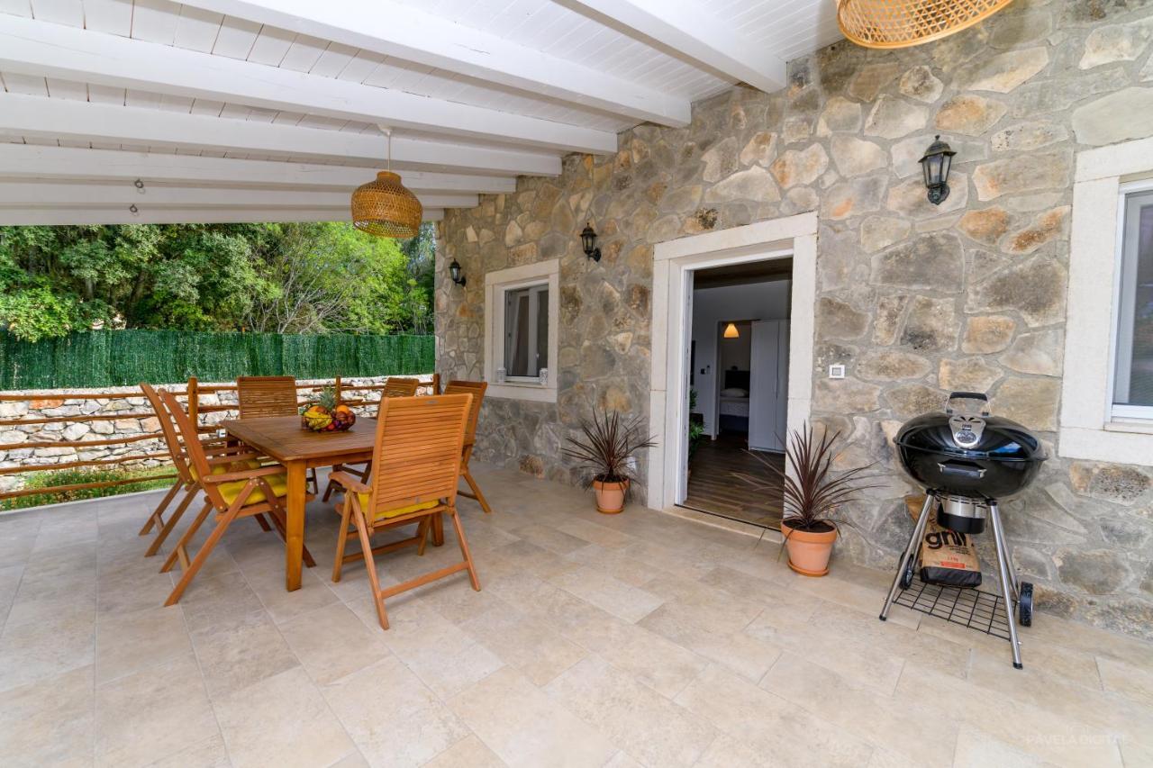 Villa Stone House Magali